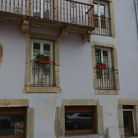 Cine Colon Apartment Ribadeo