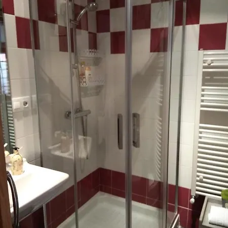 Cine Colon Lägenhet *