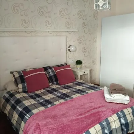 Cine Colon Apartment Ribadeo